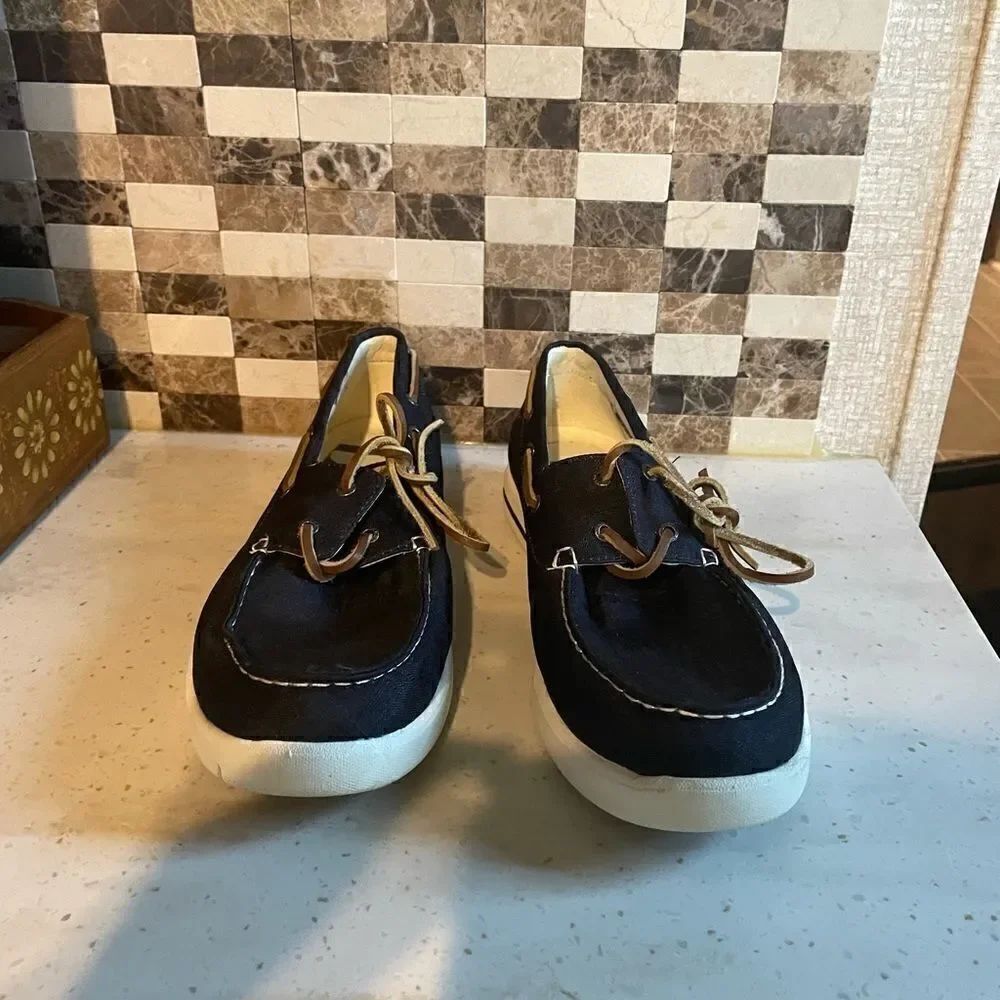 LL Bean Shoes - Picture 2 of 5